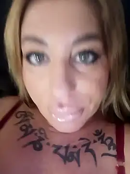 MiaMooly online show from 02-17-26, 02:57