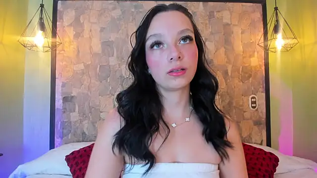 Snapshot of Elizabeth_Ferrer chatting on 02-21-26, 07:37 Elizabeth Ferrer online show from 02-21-26, 07:37