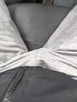 Snapshot of Tettoman28_ chatting on 02-04-26, 02:23 Tettoman28 online show from 02-04-26, 02:23