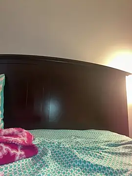 TWERKERBELL online show from 02-06-26, 09:29