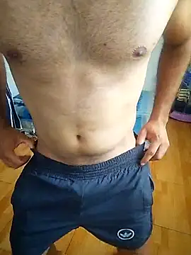 Snapshot of thom_1 chatting on 02-16-26, 06:48 thom 1 online show from 02-16-26, 06:48