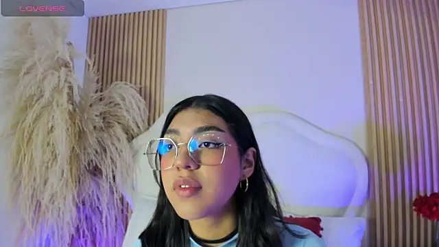 rebeca taylor online show from 02-28-26, 03:07