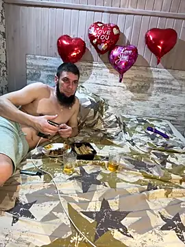 Snapshot of Sweetcoople28 chatting on 02-14-26, 07:54 Sweetcoople28 online show from 02-14-26, 07:54