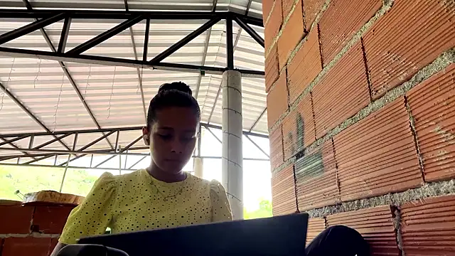 Snapshot of KayleenStoyanoff chatting on 02-20-26, 01:33 KayleenStoyanoff online show from 02-20-26, 01:33