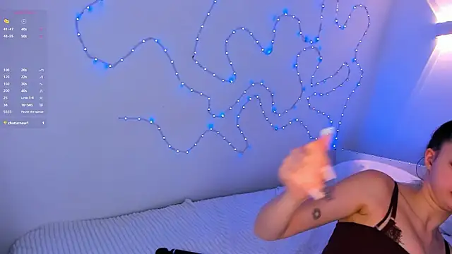 Snapshot of JennySilk chatting on 02-12-26, 09:26 JennySilk online show from 02-12-26, 09:26