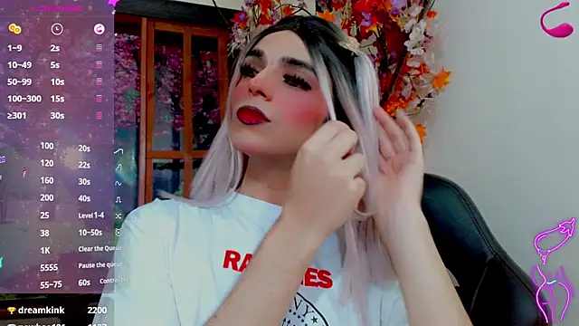 Snapshot of Maddye_Fox chatting on 02-14-26, 07:21 Maddye Fox online show from 02-14-26, 07:21