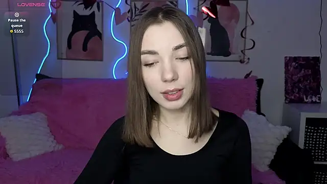 Snapshot of Adriennes chatting on 02-23-26, 02:47 Adriennes online show from 02-23-26, 02:47