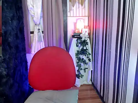 Foxysexykendra online show from 02-13-26, 10:00