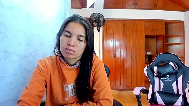 Emily and Soffy online show from 02-16-26, 12:01