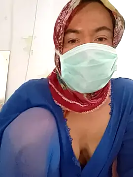 Snapshot of turbanlim07 chatting on 03-04-26, 10:43 turbanlim07 online show from 03-04-26, 10:43