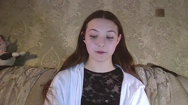 Snapshot of YuniNeko chatting on 02-04-26, 07:09 YuniNeko online show from 02-04-26, 07:09