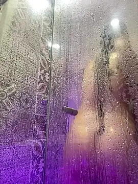 Snapshot of Mia_rivers__ chatting on 03-01-26, 11:12 Mia rivers online show from 03-01-26, 11:12