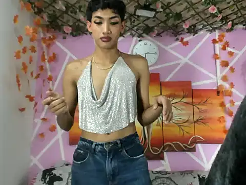 Snapshot of Snover_hot2006 chatting on 02-08-26, 01:31 Snover hot2006 online show from 02-08-26, 01:31