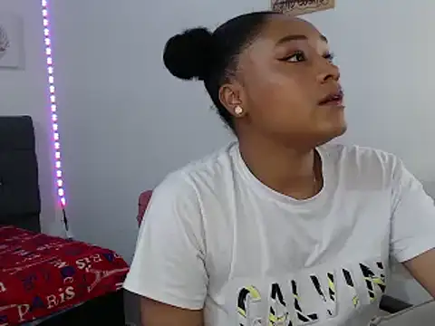 Snapshot of latin_riahnna_jp chatting on 03-03-26, 11:21 latin riahnna jp online show from 03-03-26, 11:21