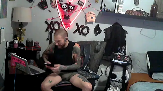 Snapshot of F_D_R_ chatting on 02-13-26, 11:23 F D R online show from 02-13-26, 11:23