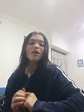 Maggyx online show from 02-17-26, 01:40