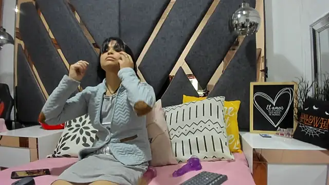 Maggyx online show from 02-26-26, 01:32