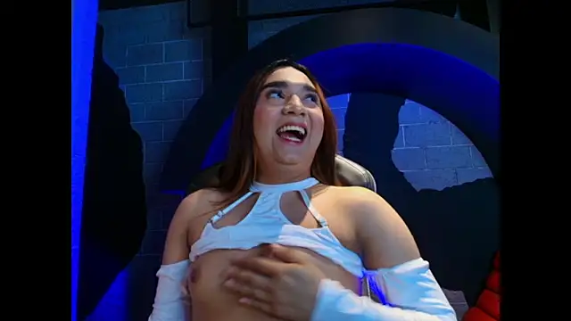 Snapshot of TSExoticFuck chatting on 02-07-26, 03:32 TSExoticFuck online show from 02-07-26, 03:32