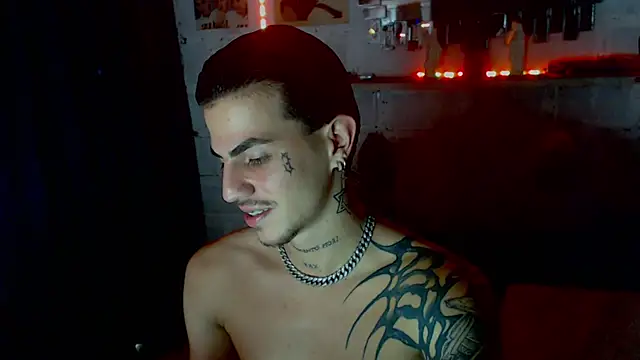 Snapshot of paul-mendezx chatting on 02-07-26, 06:11 paul-mendezx online show from 02-07-26, 06:11