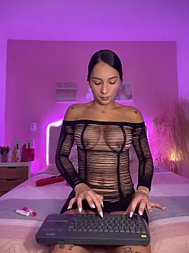 SofiaSiren online show from 02-28-26, 02:01