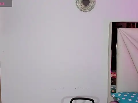 Snapshot of ale-noah chatting on 02-11-26, 08:30 ale-noah online show from 02-11-26, 08:30