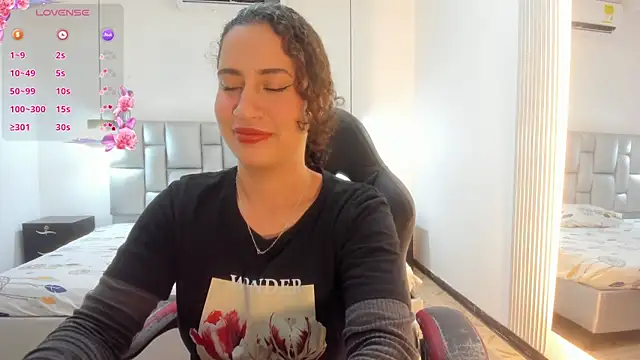 Snapshot of NoaMalak7 chatting on 02-19-26, 07:43 NoaMalak7 online show from 02-19-26, 07:43