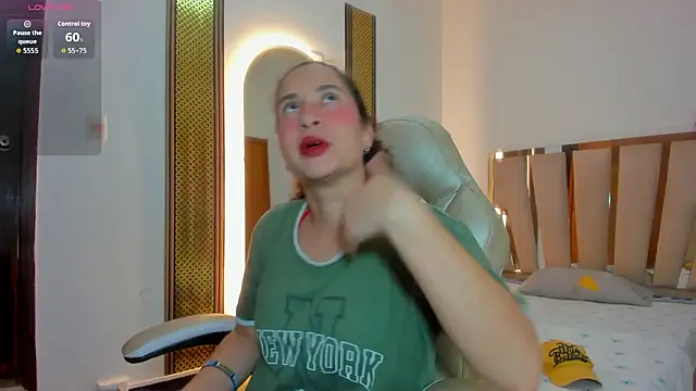 Snapshot of NoaMalak7 chatting on 02-27-26, 08:31 NoaMalak7 online show from 02-27-26, 08:31