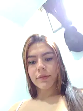 Snapshot of EmiNavarro chatting on 07-12-26, 08:11 EmiNavarro online show from 07-12-26, 08:11