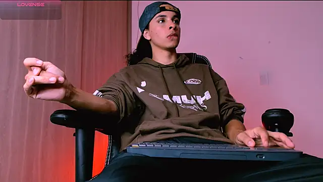 Snapshot of Dann-Winner chatting on 02-26-26, 03:16 Dann-Winner online show from 02-26-26, 03:16