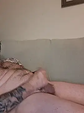 Snapshot of ldhurstII chatting on 02-12-26, 07:14 ldhurstII online show from 02-12-26, 07:14