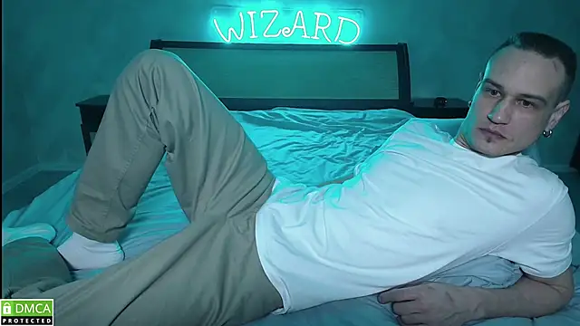 Snapshot of Lstfl_Wizard chatting on 02-19-26, 06:31 Lstfl Wizard online show from 02-19-26, 06:31