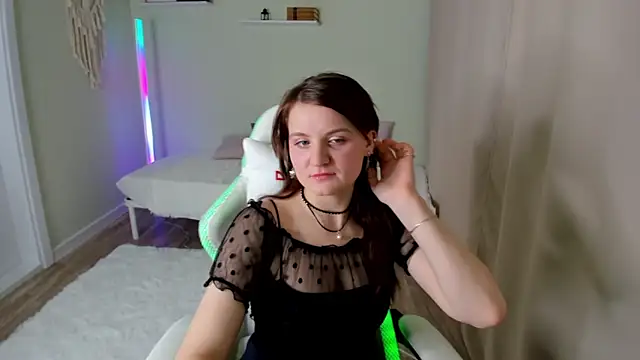 Maria Rogers online show from 02-07-26, 01:20