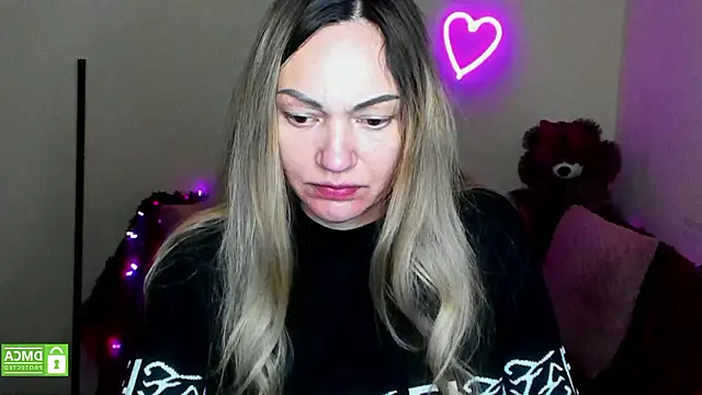 BlondMikey22 online show from 02-05-26, 07:57