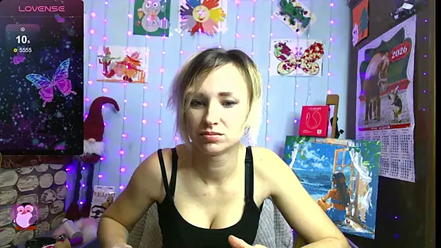 Snapshot of HarleyWidLife chatting on 02-12-26, 01:50 HarleyWidLife online show from 02-12-26, 01:50