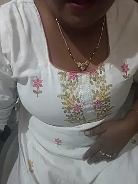 Snapshot of Archana_achu143 chatting on 02-24-26, 12:03 Archana achu143 online show from 02-24-26, 12:03