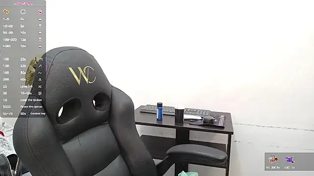 Snapshot of yaazhinii chatting on 02-23-26, 12:02 yaazhinii online show from 02-23-26, 12:02