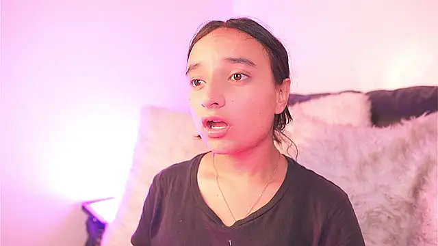 Snapshot of _emily_jonexs chatting on 02-26-26, 03:11 emily jonexs online show from 02-26-26, 03:11