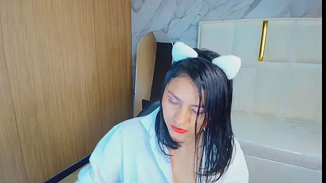 rox luxury tf online show from 04-01-26, 01:34