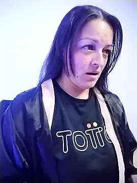 Snapshot of Ivanna_Greey1 chatting on 02-08-26, 07:56 Ivanna Greey1 online show from 02-08-26, 07:56