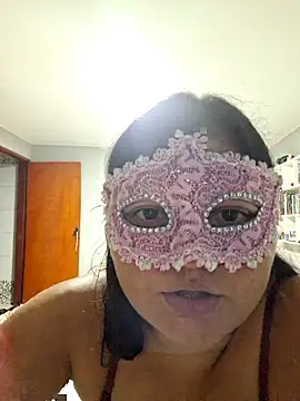 GatinhaGarota online show from 02-05-26, 10:14