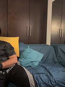 Snapshot of EmilyAndAndrew chatting on 02-20-26, 03:58 EmilyAndAndrew online show from 02-20-26, 03:58