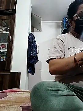 GangbangCouple online show from 02-21-26, 04:57