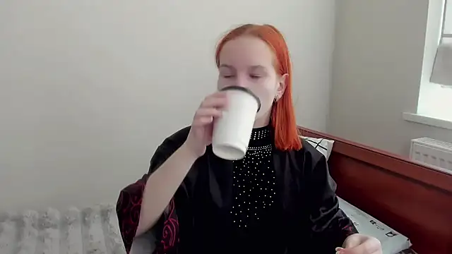 Snapshot of Vedime chatting on 02-21-26, 08:15 Vedime online show from 02-21-26, 08:15