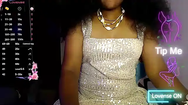 Snapshot of VixenNandhu chatting on 02-13-26, 06:31 VixenNandhu online show from 02-13-26, 06:31