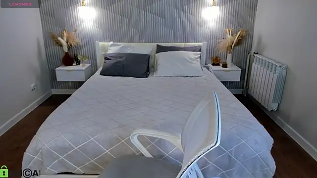 adele crown online show from 02-20-26, 06:26