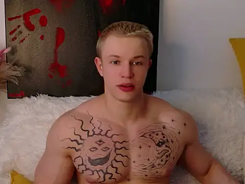 Snapshot of SterlingNoir chatting on 02-14-26, 12:46 SterlingNoir online show from 02-14-26, 12:46