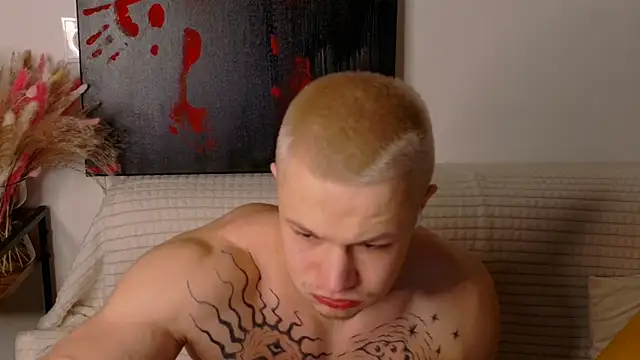 Snapshot of SterlingNoir chatting on 03-01-26, 10:01 SterlingNoir online show from 03-01-26, 10:01