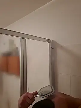 Snapshot of Furnor chatting on 02-05-26, 02:22 Furnor online show from 02-05-26, 02:22