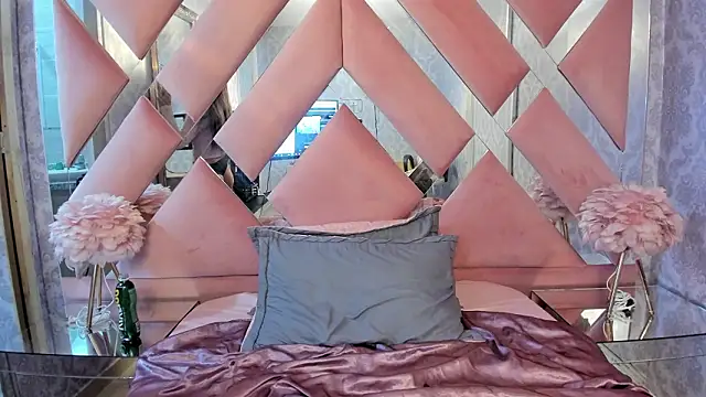 Snapshot of abbysweet18_ chatting on 02-16-26, 09:33 abbysweet18 online show from 02-16-26, 09:33