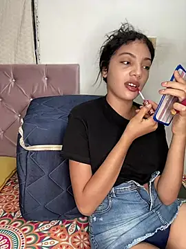 Snapshot of Britney__Latina chatting on 02-22-26, 02:24 Britney Latina online show from 02-22-26, 02:24